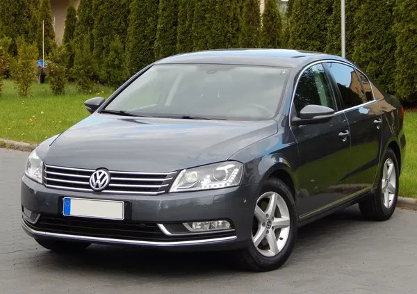 łosice Volkswagen Passat cena 34900 przebieg: 237200, rok produkcji 2013 z Łosice